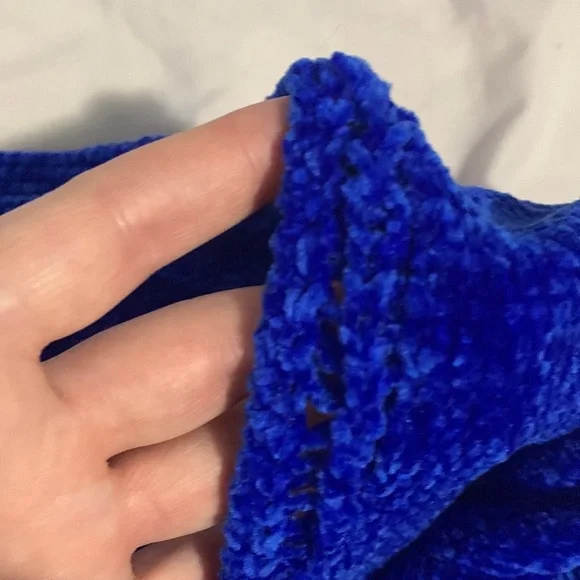 Express Cobalt Blue Chenille 3/4 Sleeve Cropped Loose Fit Sweater US Small - Picture 12 of 13